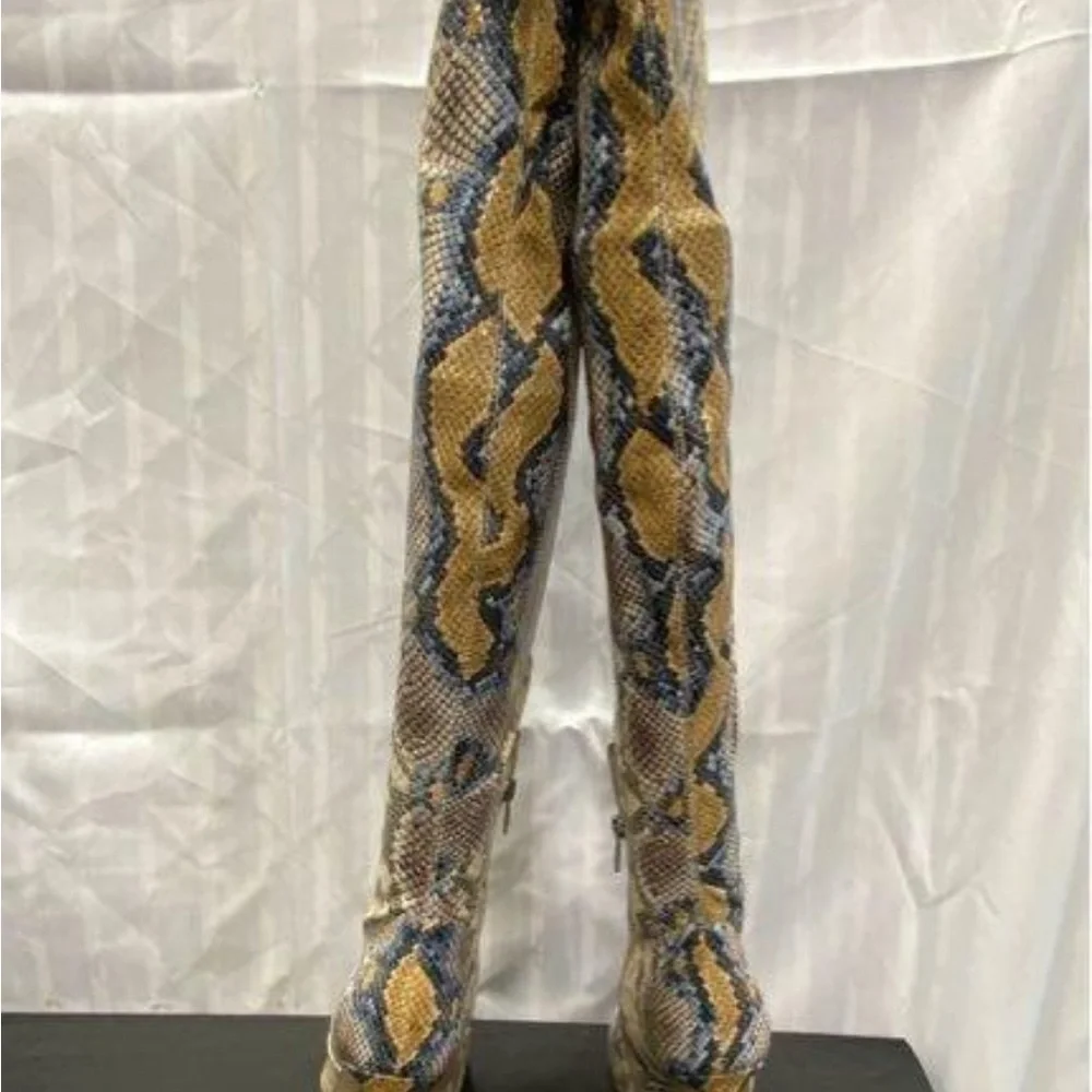 IOB Steve Madden Dominique Multicolor Snakeskin Over the Knee Boots Size 8